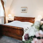 Dwor Hotel 4*