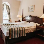 Hotel Dwor 4*