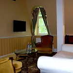 Dwor Hotel 4*