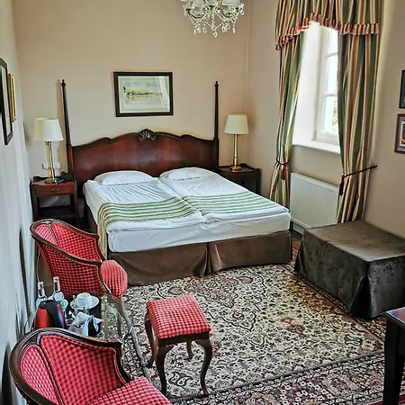 Dwor Hotel 4*