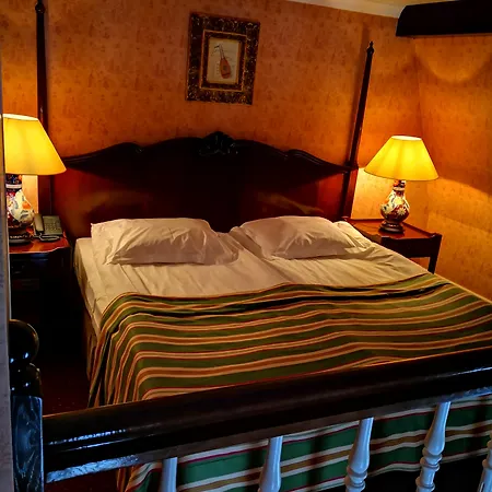Dwor 4* Sierakow (Lesser Poland)