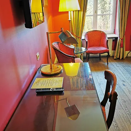 Hotel Dwor 4*