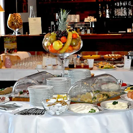 Dwor 4* Sieraków