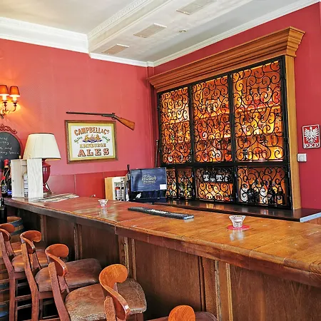 Hotel Dwor
