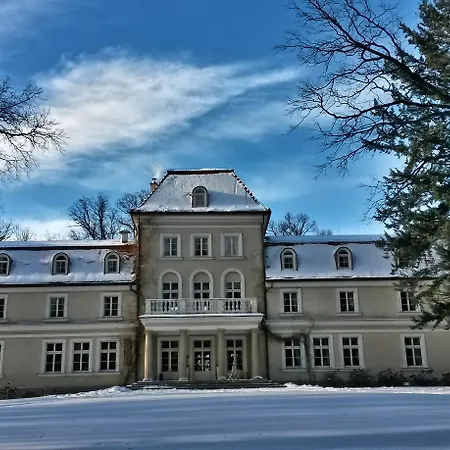 Hotel Dwor 4*