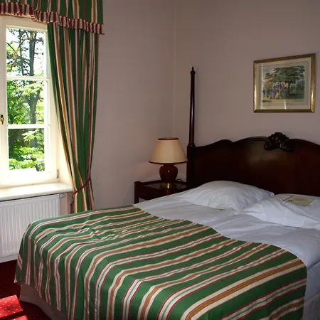 Hotel Dwor Sieraków