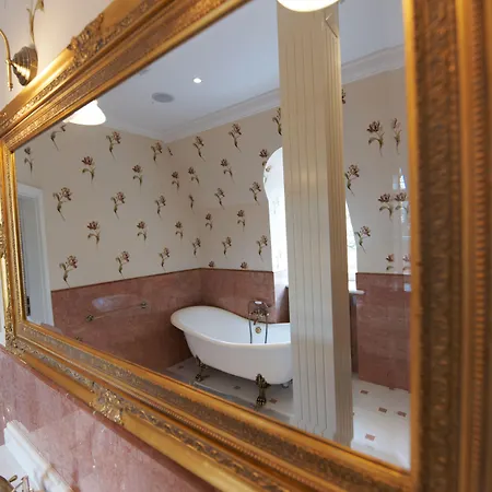 Dwor Sierakow (Lesser Poland)