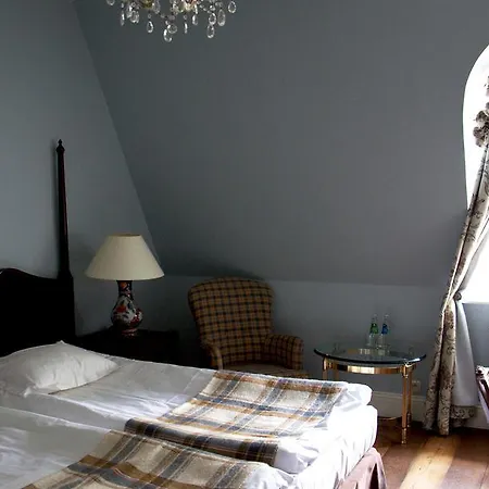Hotel Dwor 4*