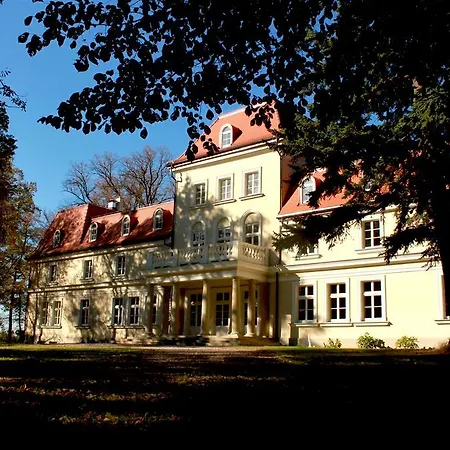 Hotel Dwor 4*