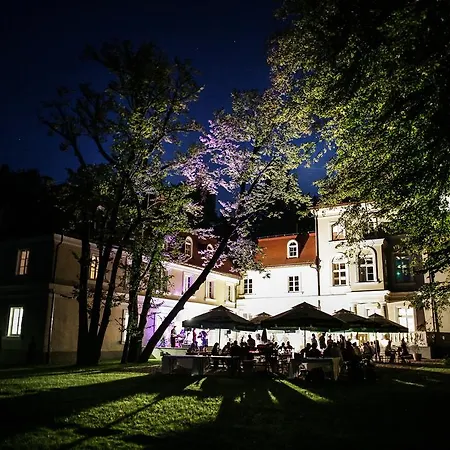 Hotell Dwor Sieraków
