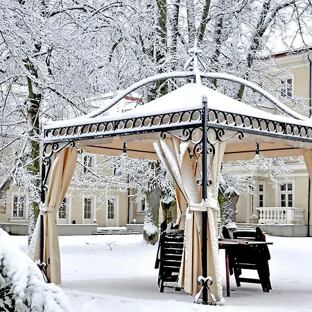 Hotell Dwor Sieraków