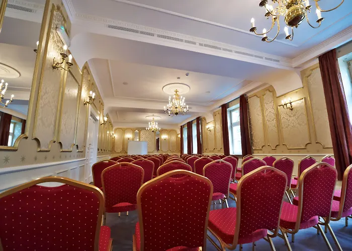 Hotel Dwor Sierakow (Lesser Poland)