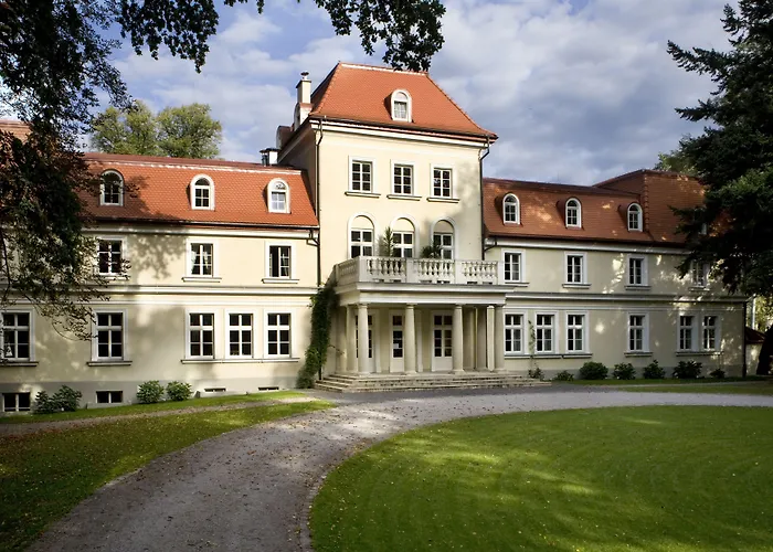 Hotell Dwor Sieraków