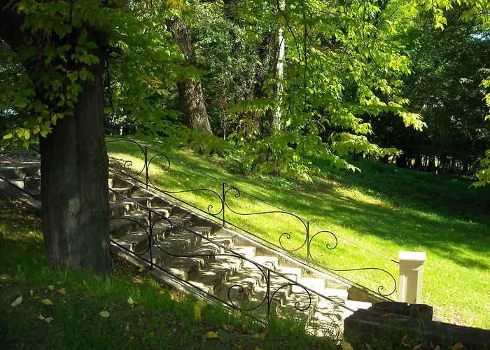 Dwor Hotell Sieraków